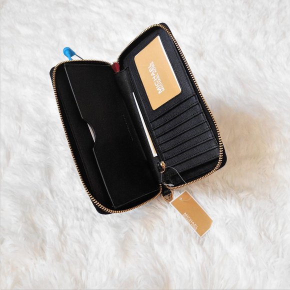 Michael Kors Large Flat MF Phone Case Black - Picture 8 of 14